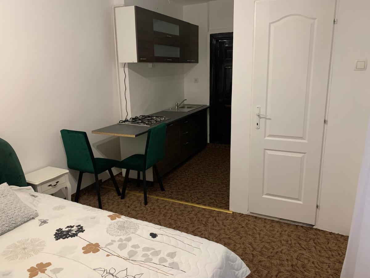 Luxury Accommodation Republicii Μπρασόβ Εξωτερικό φωτογραφία